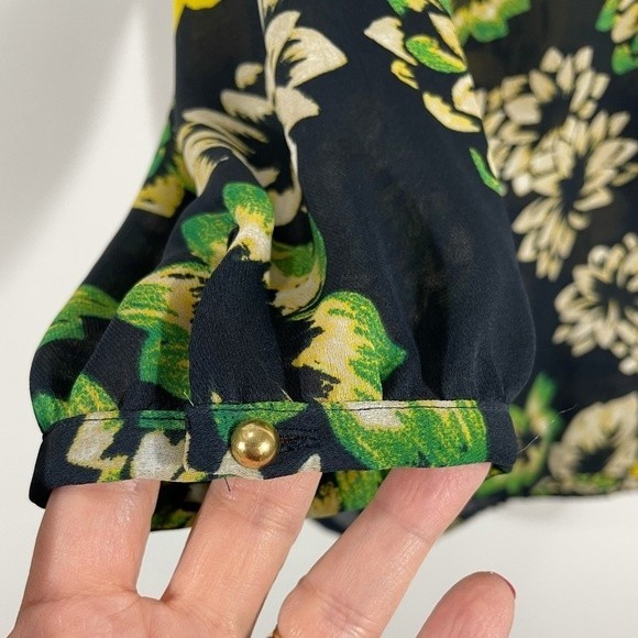 Banana Republic Ivy League Green Floral Print Blouse - Picture 11 of 16